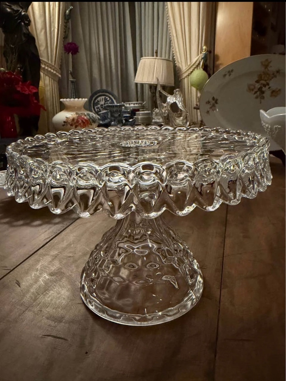 Vintage Fostoria old round cake stand